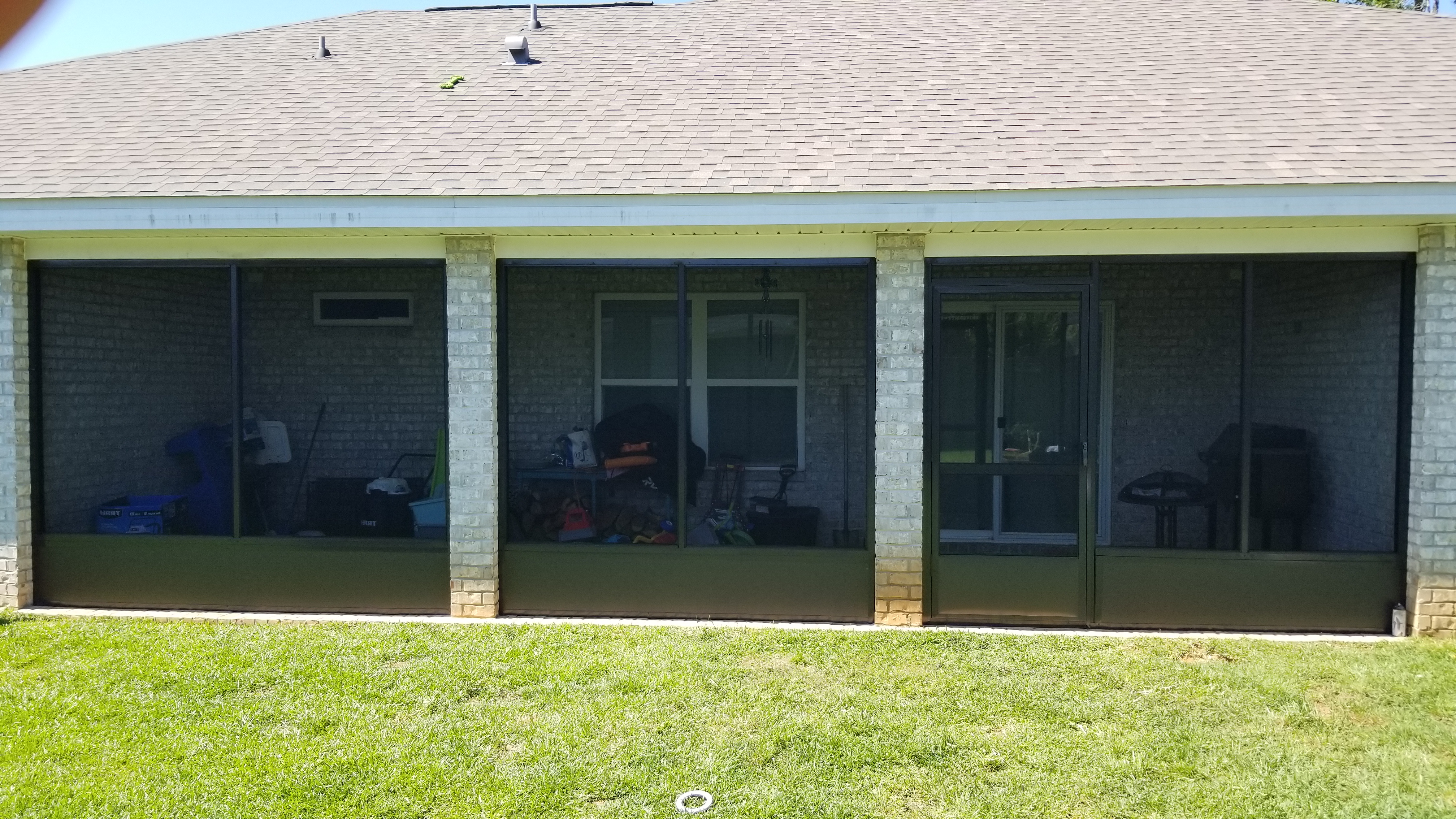 Beachside Screen And Patio