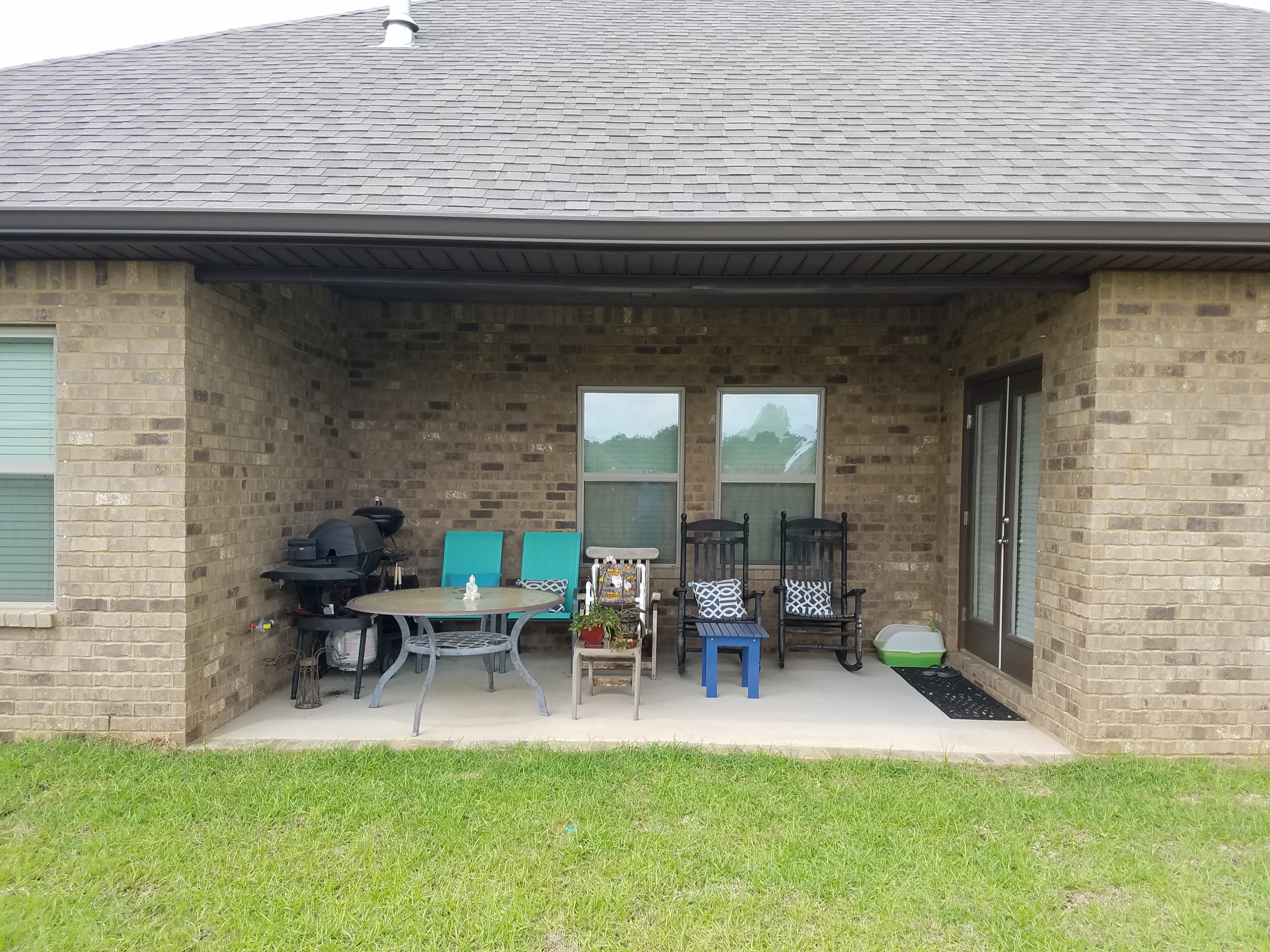 Beachside Screen And Patio