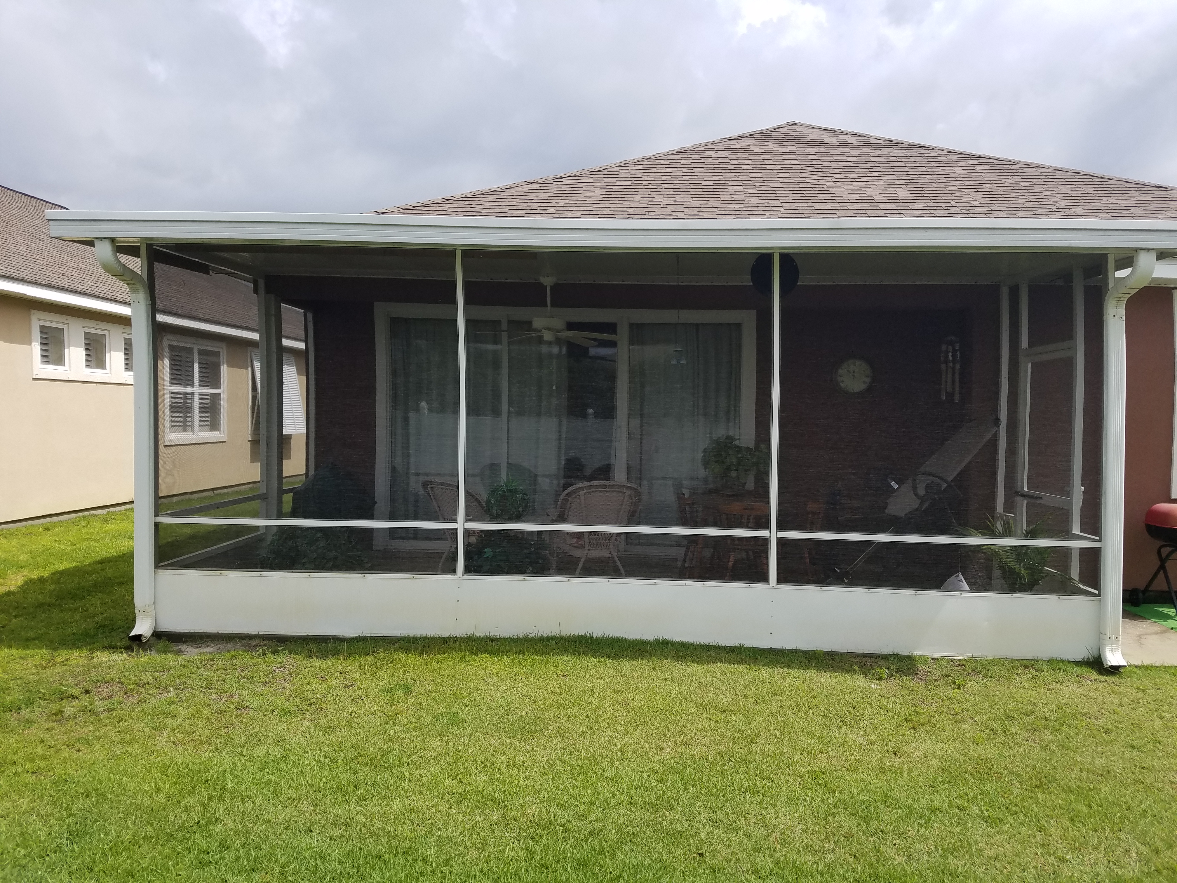 Beachside Screen And Patio